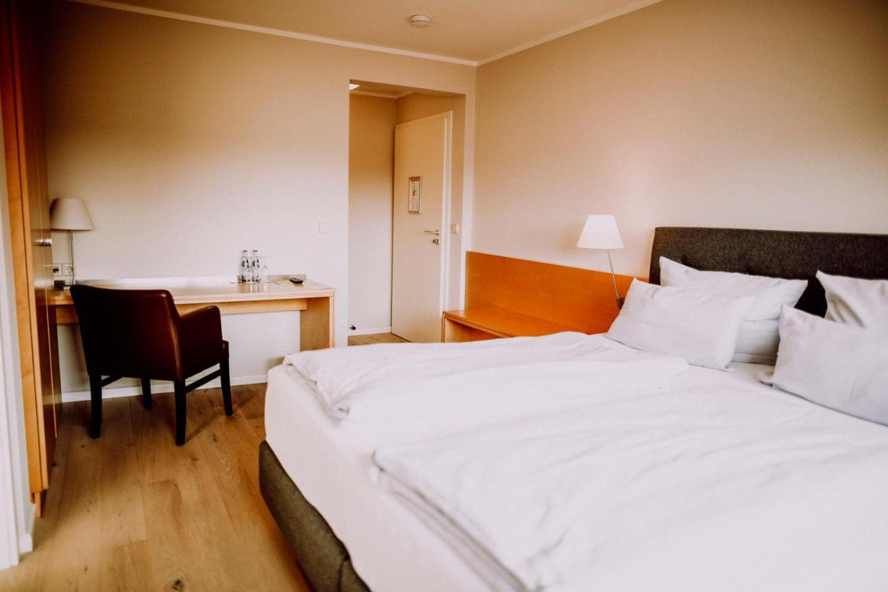 Romantik Hotel Schmiedegasthaus Gehrke Bad Nenndorf Esterno foto