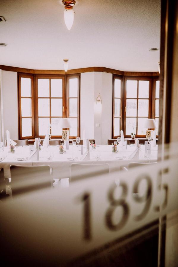 Romantik Hotel Schmiedegasthaus Gehrke Bad Nenndorf Esterno foto